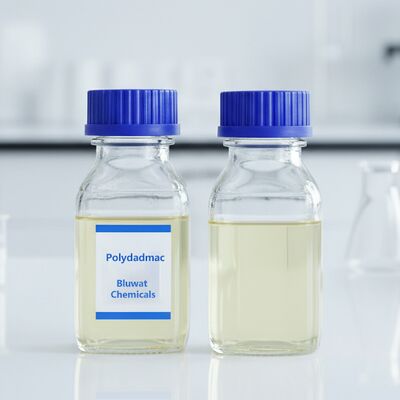 खरीदना 50% उच्च ठोस उच्च चिपचिपाहट PolyDADMAC DA504 भारी भार अपशिष्ट जल उपचार और स्लज मोटाई के लिए कैटियनिक पॉलिमर ऑनलाइन निर्माण